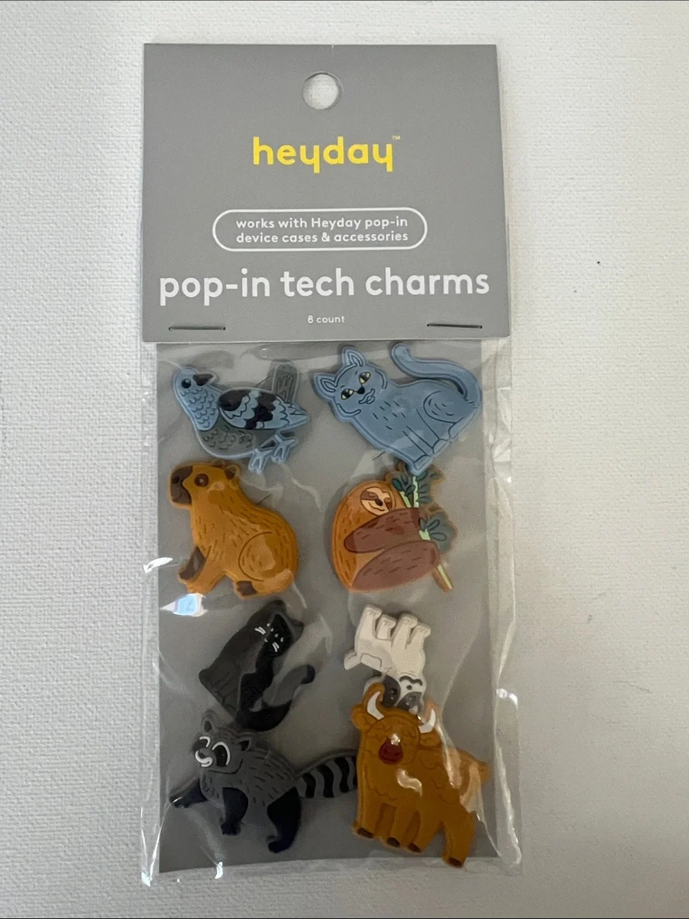 NWT purple Heyday iPhone 17 Pro Max phone case with Two packs of Charms